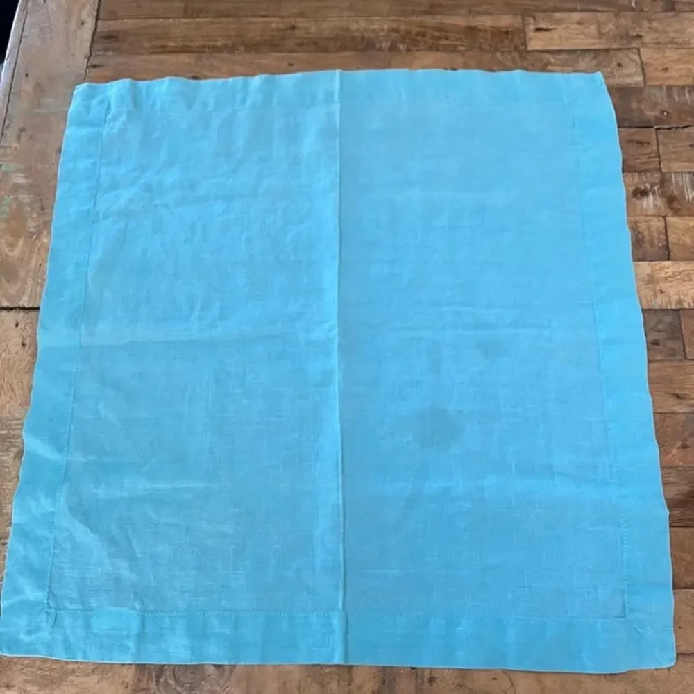 Crate & Barrel Napkin Set of 6 22in x 22in Aqua Blue 100% Linen